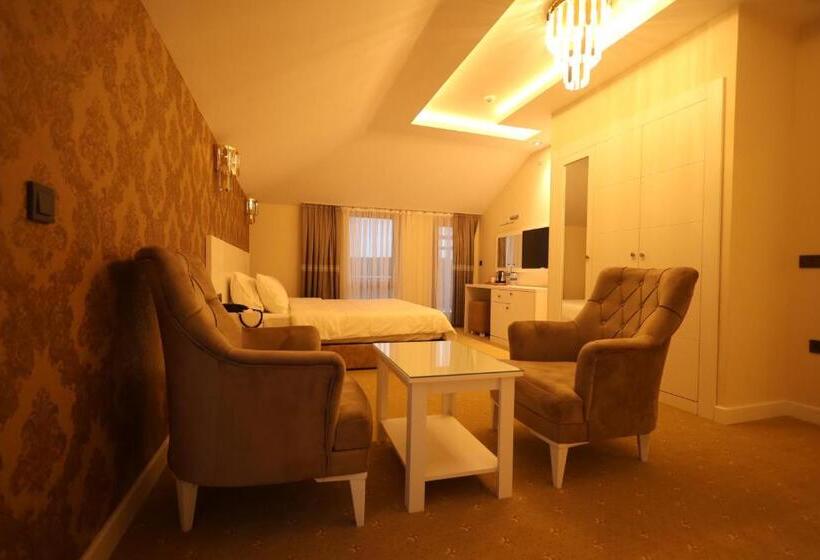 豪华套房, Green Roof Hotel & Spa