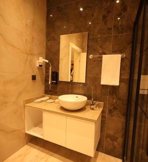 高级大房间, Green Roof Hotel & Spa