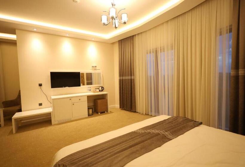 带大床的标准间, Green Roof Hotel & Spa