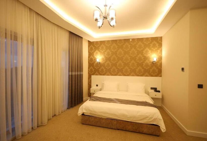 经济房, Green Roof Hotel & Spa