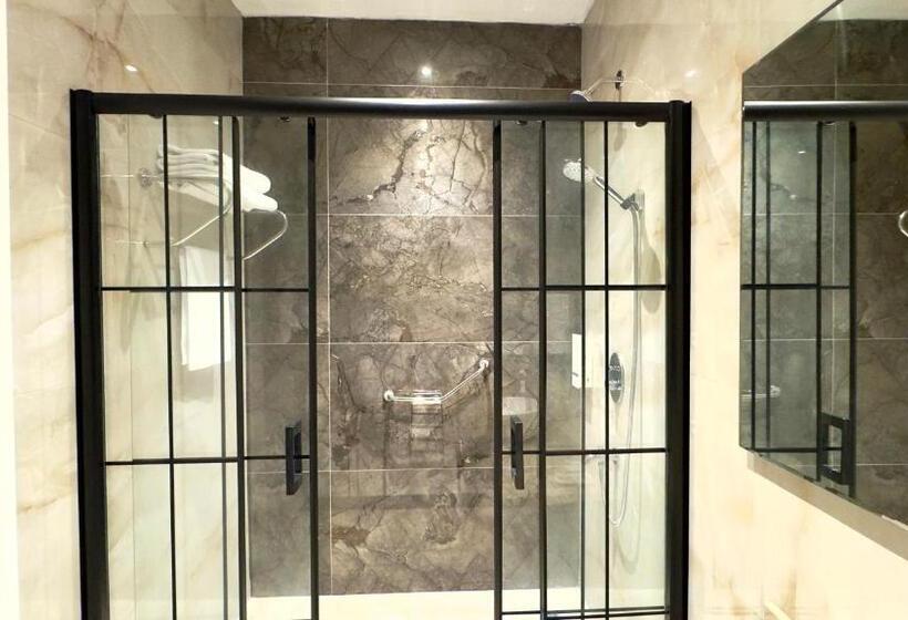 豪华套房, Green Roof Hotel & Spa