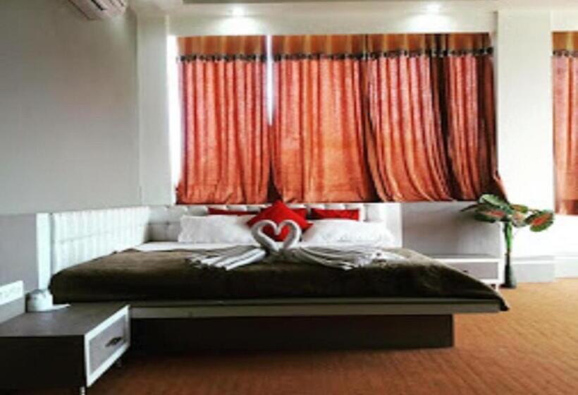 חדר דלוקס, Castle Inn & Restaurant  Mp