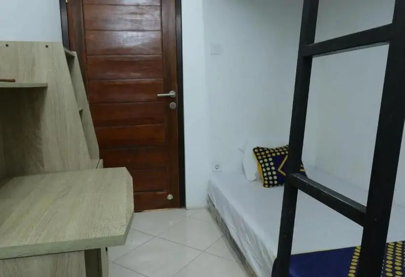 エコノミールーム, Spot On 93189 Rumah Berkah Syariah