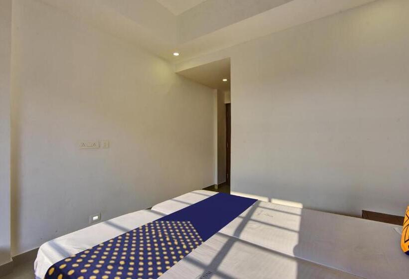 اتاق استاندارد, Spot On Inn Town Residency