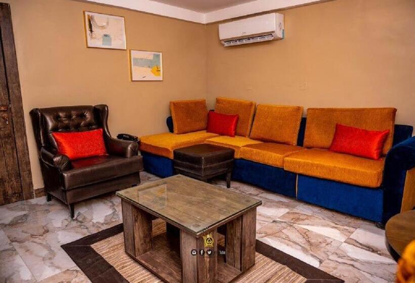 سوییت دوبلکس, Joker Hotel And Suite