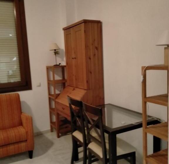 스탠다드 스튜디오, Se   Peaceful Shiny Apartment Near Fibes