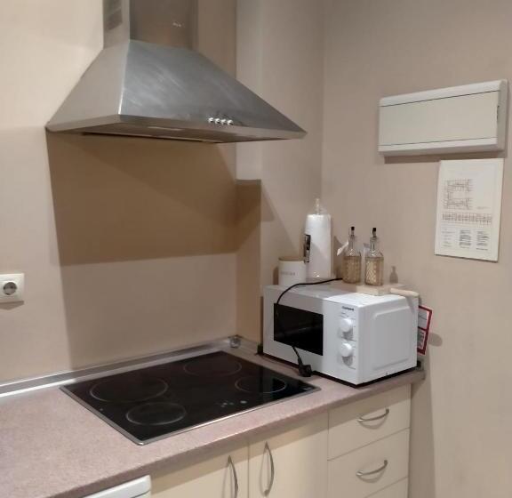 스탠다드 스튜디오, Se   Peaceful Shiny Apartment Near Fibes