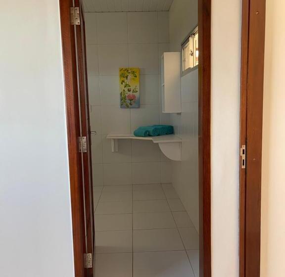 اتاق لوکس با بالکن و چشمانداز دریا, Meg House