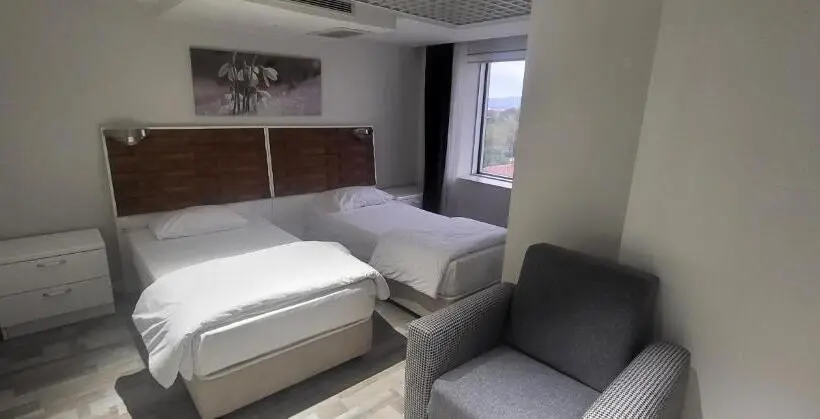 スタンダードルーム, Meydan Buti̇k Otel