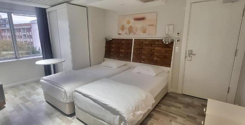スタンダードルーム, Meydan Buti̇k Otel