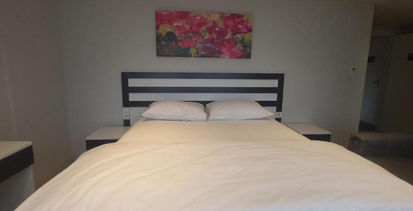 スタンダードルーム, Meydan Buti̇k Otel