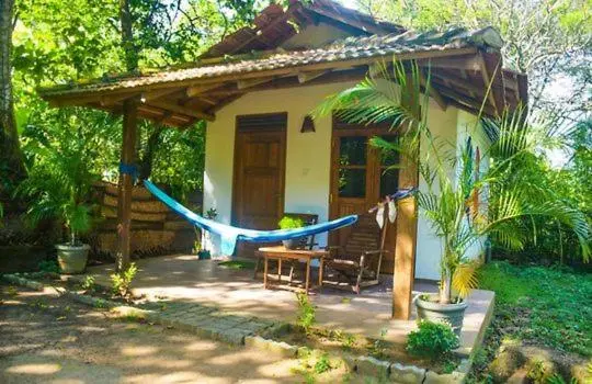 デラックスルーム, Silent Cabana And Restaurant Marakolliya, Tangalle