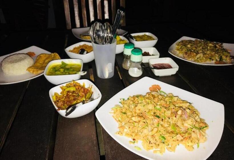 디럭스 룸, Silent Cabana And Restaurant Marakolliya, Tangalle