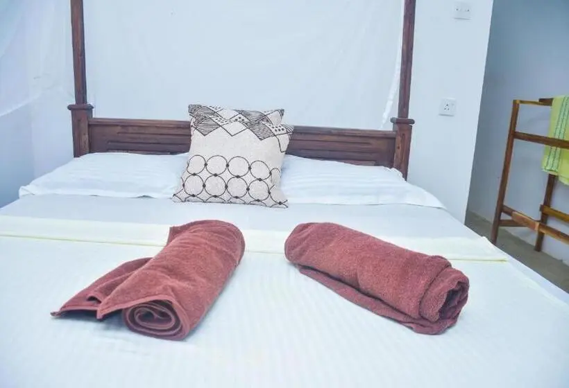 デラックスルーム, Silent Cabana And Restaurant Marakolliya, Tangalle