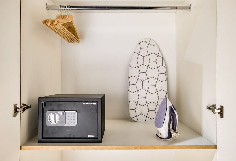 Appartement 1 Chambre avec Terrasse, Downtown Designer Apartments By Uliv