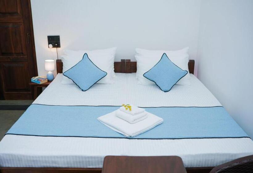 디럭스 룸, Coffee Shade