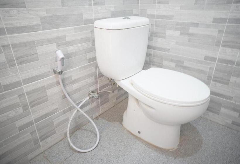 Camera Standard Letto King, Oyo 93185 Ayani Guest House