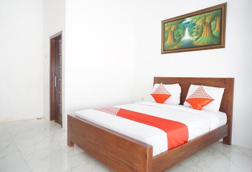 Camera Standard Letto King, Oyo 93185 Ayani Guest House