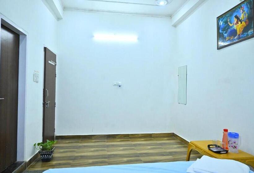 Семейный Номер Deluxe, Pitambara Dham