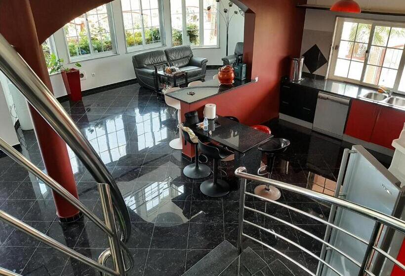 اتاق اکونومی, Morabeza Sodadi B&b