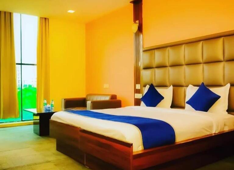 Triple Classic Room, Oyo Hotel Aero City