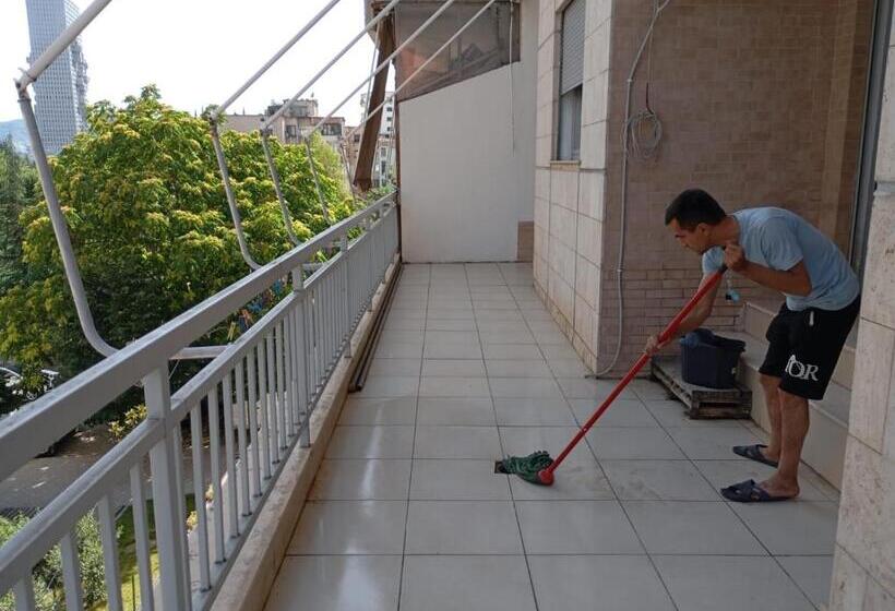 חדר דלוקס, Friends Hostel