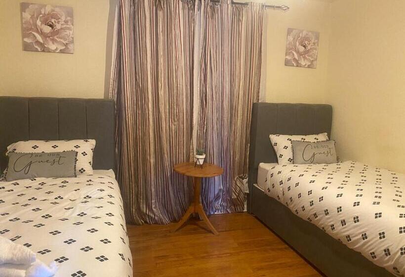 Quarto Estandar Banheiro Compartilhado, Png Suites   Abernant Rooms Shared Facilities