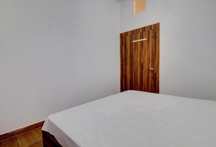 Klassiskt Trippelrum, Spot On Pitra Chaaya Hotel And Restaurant