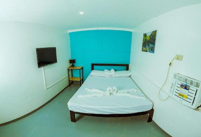 Standard Room, Adventourist Inn