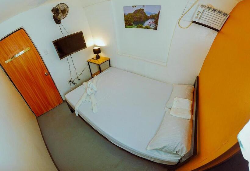 Standard Room, Adventourist Inn