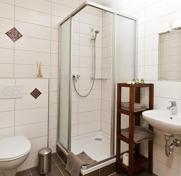 Номер Стандарт, Landgasthaus Zur Linde