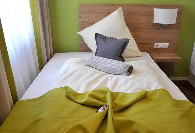 Номер Стандарт, Landgasthaus Zur Linde