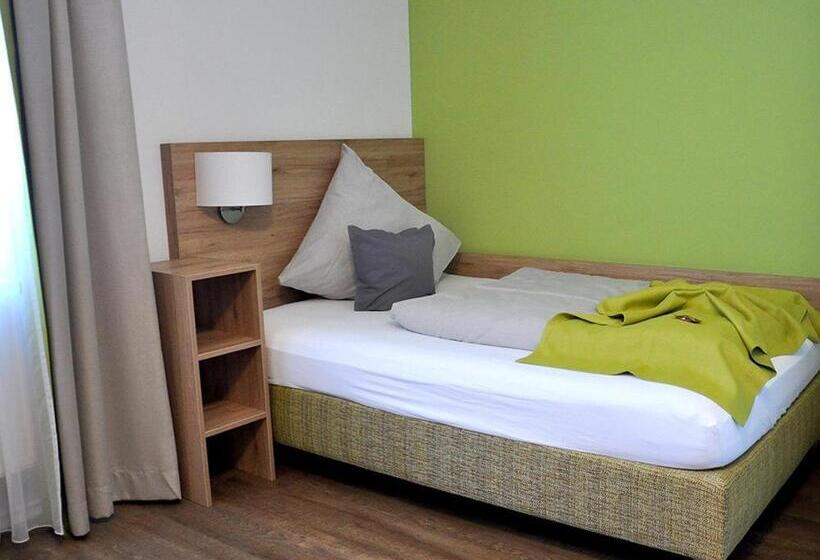 Номер Стандарт, Landgasthaus Zur Linde