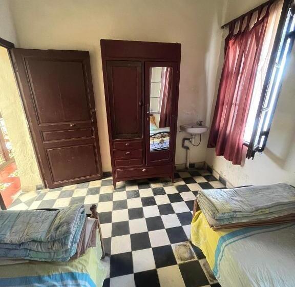 اتاق استاندارد, Du Parc