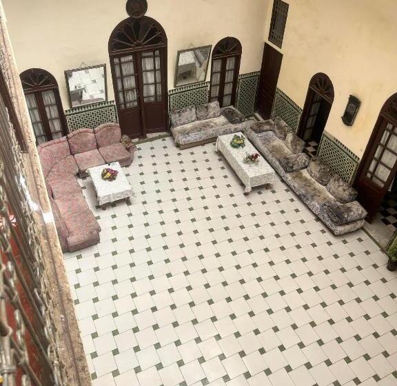 اتاق استاندارد, Du Parc