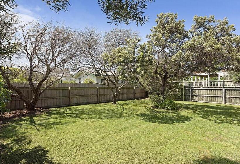 בית, חדר שינה 1, Curragundi