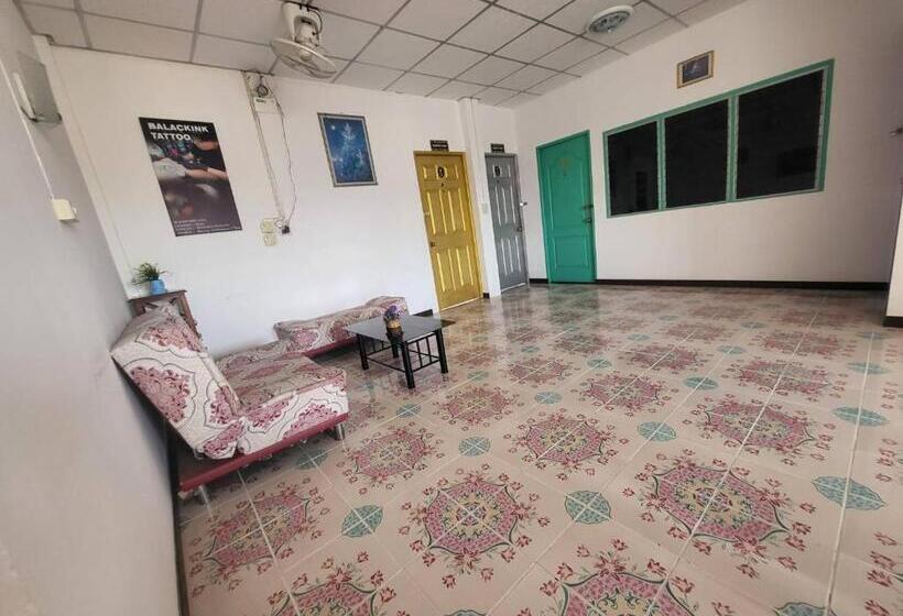 バルコニー付きデラックスルーム, Home One Love Ayutthaya Main Zone By Baan One Love Group