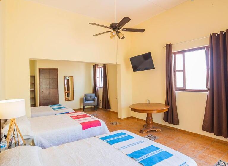 اتاق استاندارد سه نفره, Boutique La Casona Del Rey