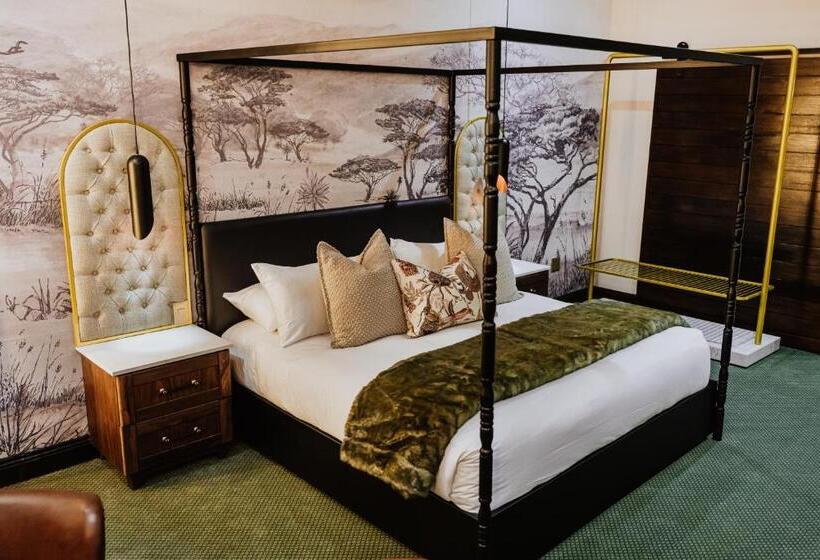 Suite Presidencial, Oryx Boutique