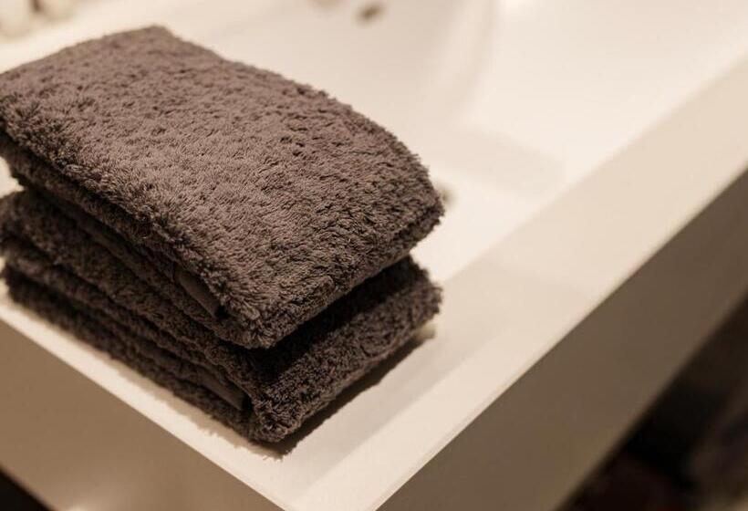 غرفة قياسية, Tanegashima Araki Bekkan