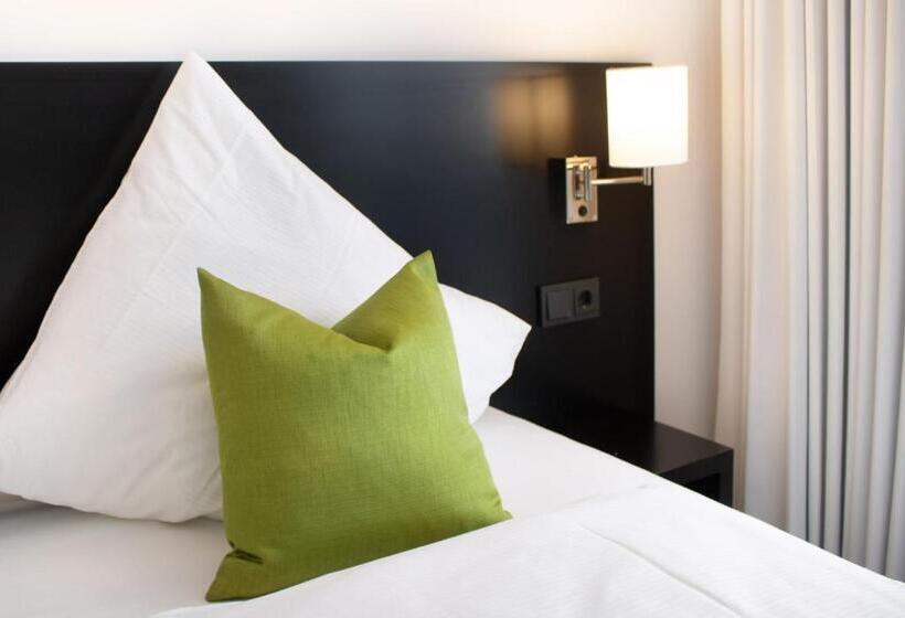 Номер Стандарт, Osl Hotel By Wmm Hotels