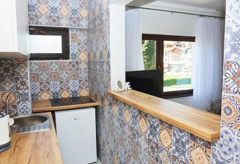 آپارتمان 1 خوابه, Apartmani Zaara