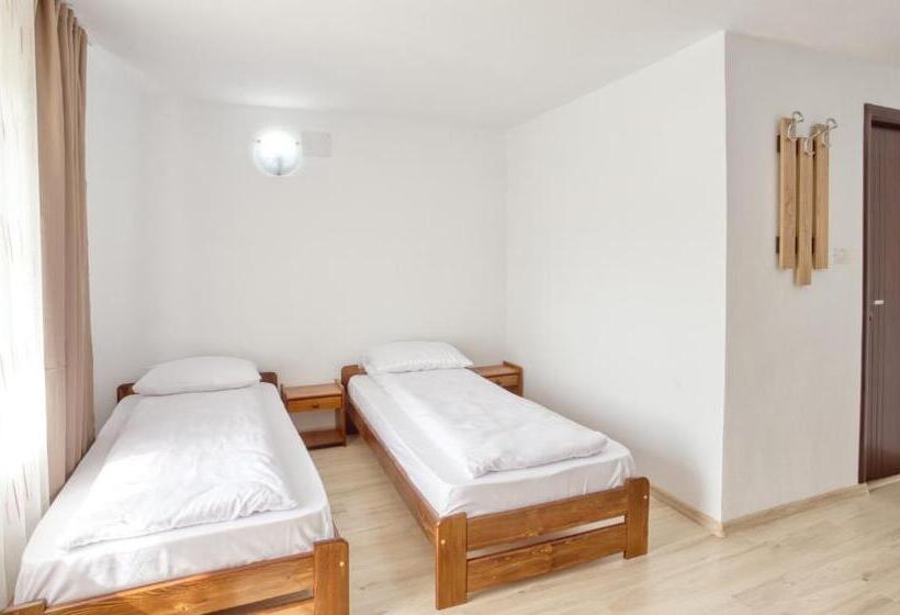 Номер Стандарт, Casa Godi