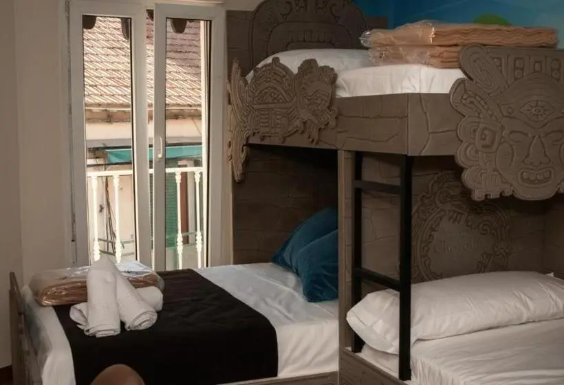 Perhehuone, El Indio Chocolatería Boutique Hostel