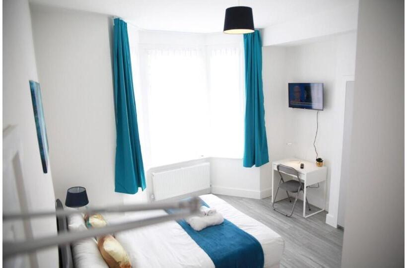 Номер Basic, Cricklewood Deluxe Ensuite Room