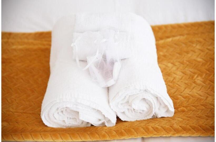 Трехместный Номер Deluxe, Cricklewood Deluxe Ensuite Room