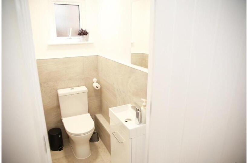 スタンダードルーム, Cricklewood Deluxe Ensuite Room