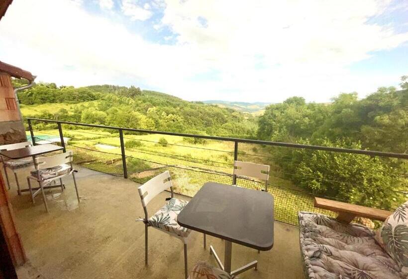 家庭套房, La Boucle Des Molliers