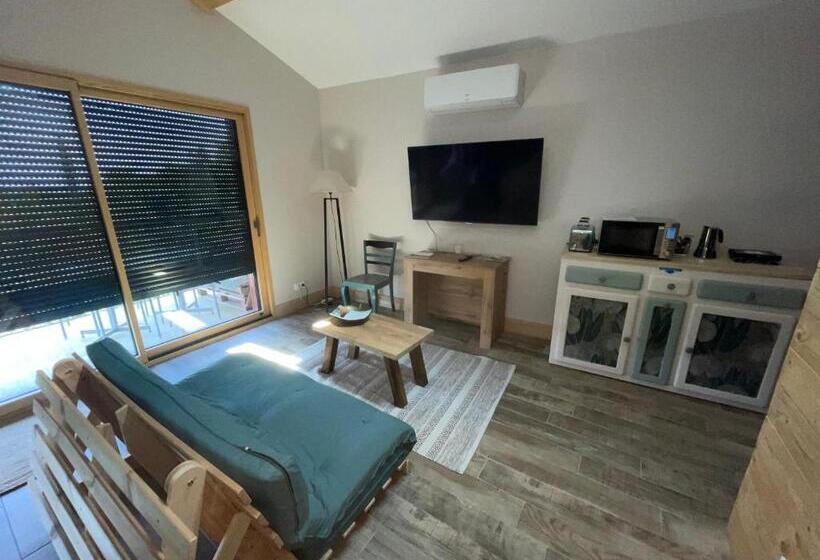 家庭套房, La Boucle Des Molliers