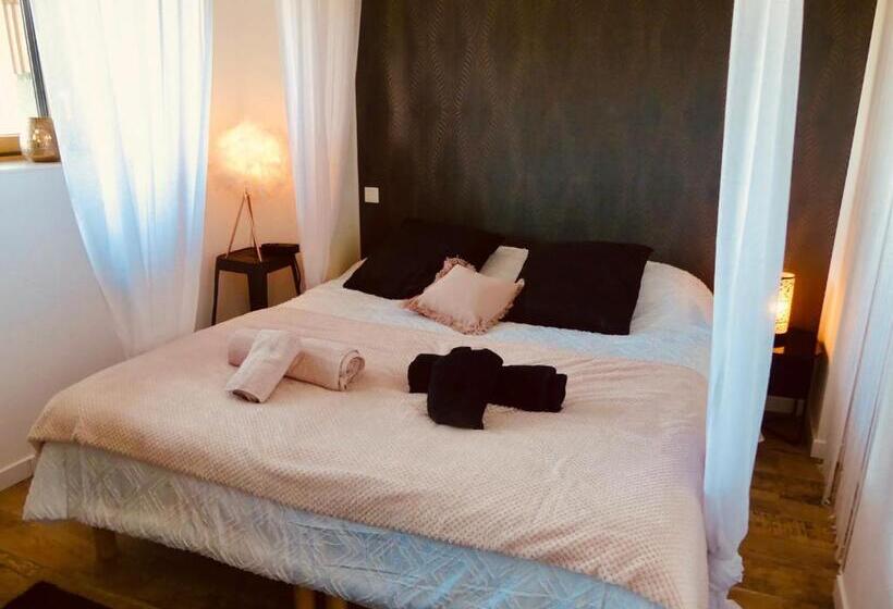 豪华房间, La Boucle Des Molliers